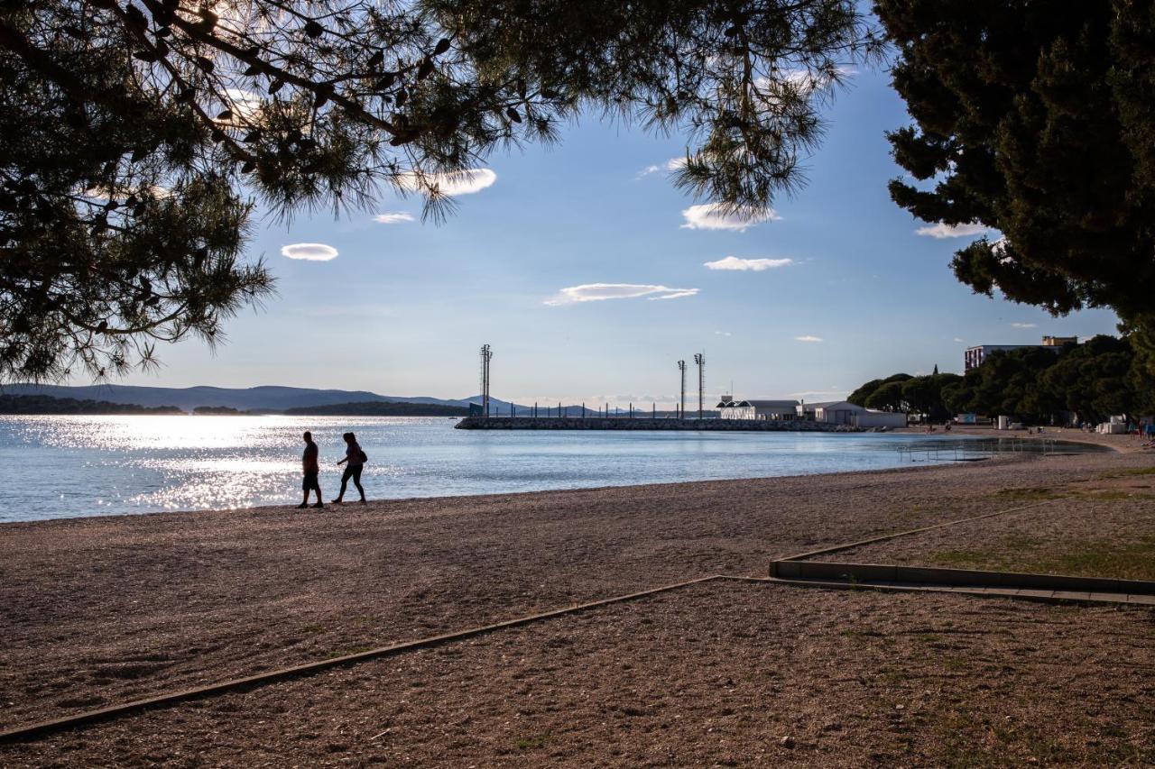 Apartmani Dina Biograd Na Moru Eksteriør billede